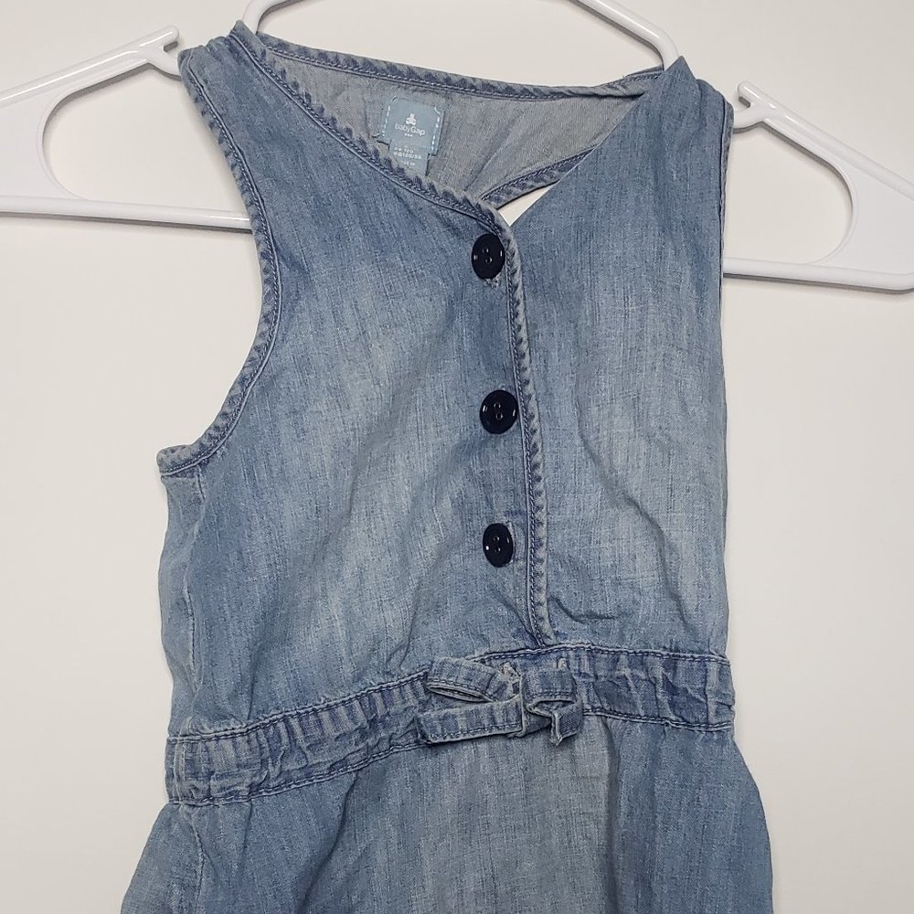 Sleeveless Baby Gap jumper